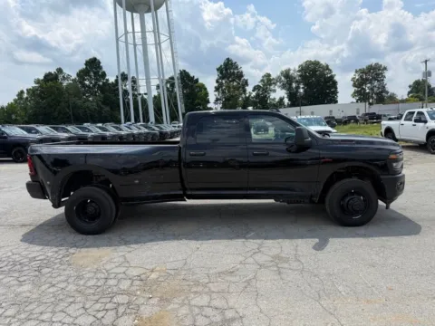 More photos of 2026 Ram 3500 Tradesman at Glenn Chrysler Dodge Jeep Ram, KY