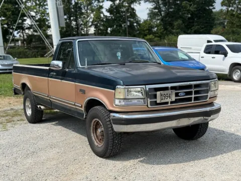 More photos of 1994 Ford F-150 XL at Glenn Chrysler Dodge Jeep Ram, KY