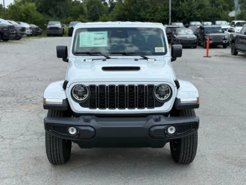 Another view of 2026 Jeep Gladiator Sport S for sale in Crestwood, KY at Glenn Chrysler Dodge Jeep Ram