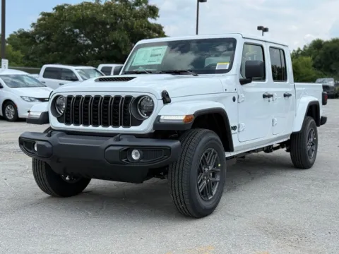 Photos of 2026 Jeep Gladiator Sport S for sale in Crestwood, KY at Glenn Chrysler Dodge Jeep Ram
