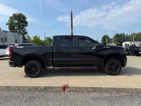 More photos of 2022 Chevrolet Silverado 1500 LTD LT Trail Boss at Glenn Chrysler Dodge Jeep Ram, KY