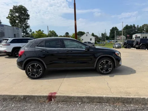 More photos of 2019 Mercedes-Benz GLA 250 at Glenn Chrysler Dodge Jeep Ram, KY