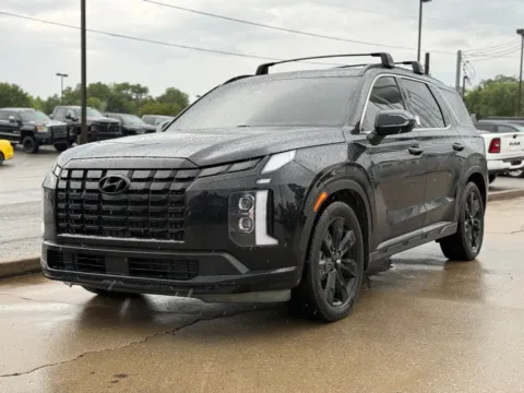 Photos of 2024 Hyundai Palisade XRT for sale in Crestwood, KY at Glenn Chrysler Dodge Jeep Ram