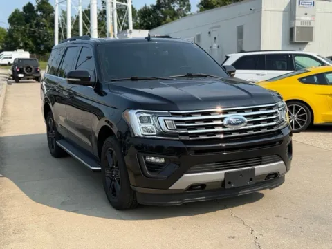 More photos of 2021 Ford Expedition XLT at Glenn Chrysler Dodge Jeep Ram, KY