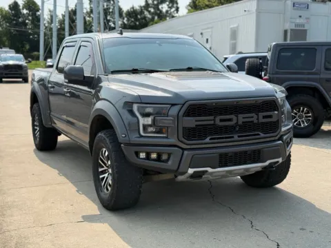 More photos of 2019 Ford F-150 Raptor at Glenn Chrysler Dodge Jeep Ram, KY