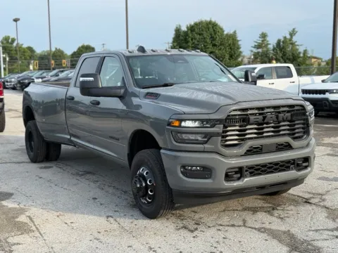 More photos of 2027 Ram 3500 Big Horn at Glenn Chrysler Dodge Jeep Ram, KY