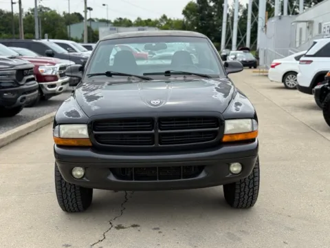 Another view of 2000 Dodge Dakota Sport for sale in Crestwood, KY at Glenn Chrysler Dodge Jeep Ram