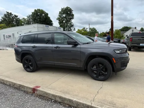 More photos of 2023 Jeep Grand Cherokee L Altitude at Glenn Chrysler Dodge Jeep Ram, KY
