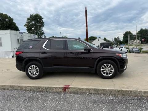 More photos of 2020 Chevrolet Traverse 3LT at Glenn Chrysler Dodge Jeep Ram, KY