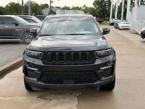 Another view of 2023 Jeep Grand Cherokee Limited for sale in Crestwood, KY at Glenn Chrysler Dodge Jeep Ram