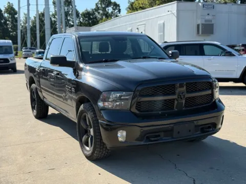 More photos of 2018 Ram 1500 Big Horn at Glenn Chrysler Dodge Jeep Ram, KY
