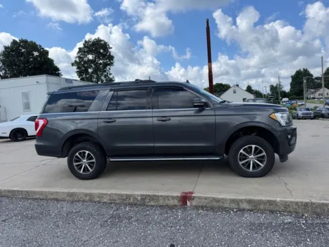 More photos of 2020 Ford Expedition Max XLT at Glenn Chrysler Dodge Jeep Ram, KY