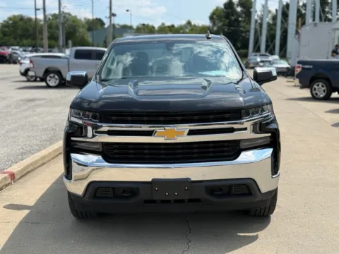 Another view of 2020 Chevrolet Silverado 1500 LT for sale in Crestwood, KY at Glenn Chrysler Dodge Jeep Ram