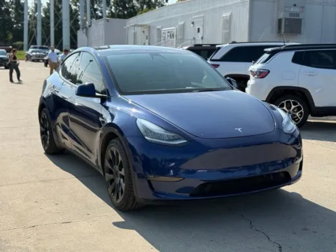 More photos of 2021 Tesla Model Y Long Range at Glenn Chrysler Dodge Jeep Ram, KY