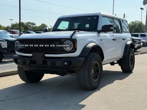 Photos of 2023 Ford Bronco Wildtrak for sale in Crestwood, KY at Glenn Chrysler Dodge Jeep Ram