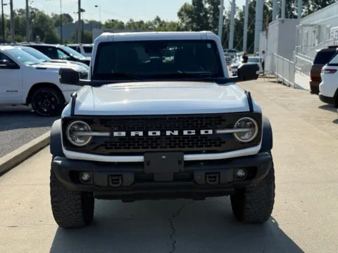 More photos of 2023 Ford Bronco Wildtrak at Glenn Chrysler Dodge Jeep Ram, KY