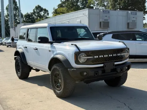 More photos of 2023 Ford Bronco Wildtrak at Glenn Chrysler Dodge Jeep Ram, KY