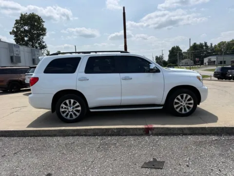 More photos of 2015 Toyota Sequoia Limited at Glenn Chrysler Dodge Jeep Ram, KY