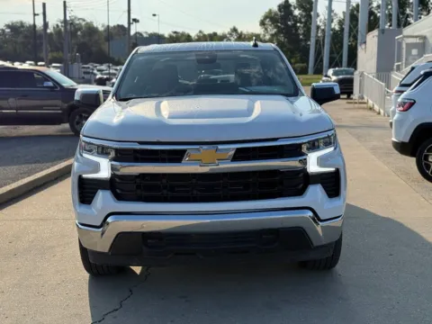 Another view of 2025 Chevrolet Silverado 1500 LT for sale in Crestwood, KY at Glenn Chrysler Dodge Jeep Ram