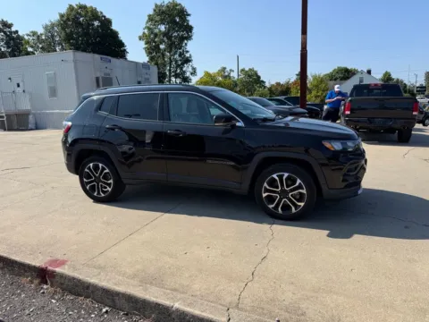 More photos of 2022 Jeep Compass Limited at Glenn Chrysler Dodge Jeep Ram, KY