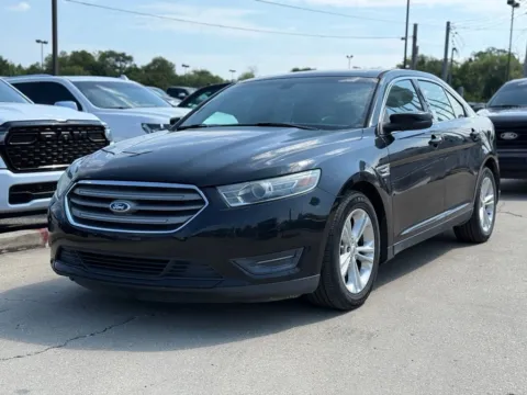 Photos of 2013 Ford Taurus SEL for sale in Crestwood, KY at Glenn Chrysler Dodge Jeep Ram