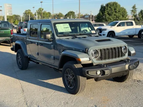 More photos of 2026 Jeep Gladiator Sport S at Glenn Chrysler Dodge Jeep Ram, KY