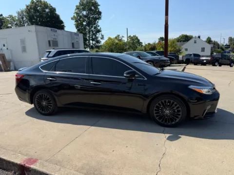 More photos of 2018 Toyota Avalon Touring at Glenn Chrysler Dodge Jeep Ram, KY