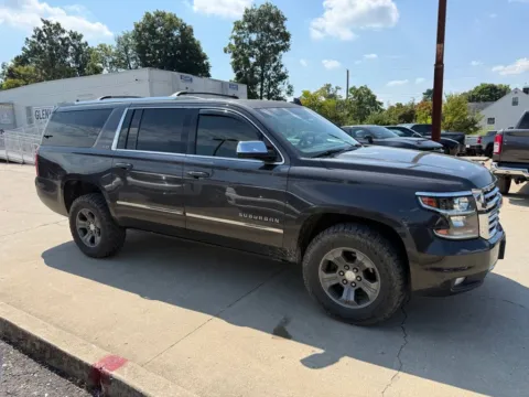 More photos of 2016 Chevrolet Suburban LT at Glenn Chrysler Dodge Jeep Ram, KY