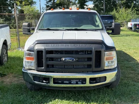 Another view of 2008 Ford F-250SD XL for sale in Crestwood, KY at Glenn Chrysler Dodge Jeep Ram