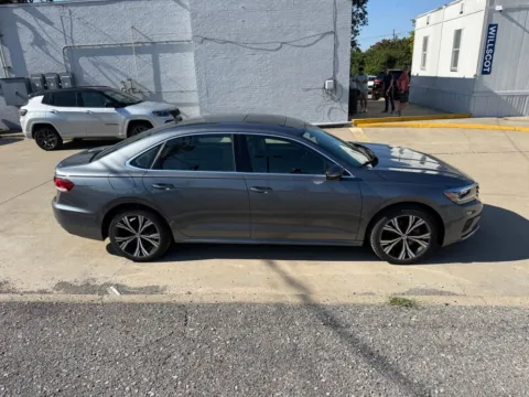 More photos of 2021 Volkswagen Passat 2.0T SE at Glenn Chrysler Dodge Jeep Ram, KY