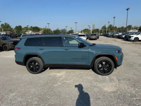 More photos of 2027 Jeep Grand Cherokee L Limited at Glenn Chrysler Dodge Jeep Ram, KY