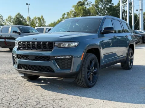 Photos of 2027 Jeep Grand Cherokee L Limited for sale in Crestwood, KY at Glenn Chrysler Dodge Jeep Ram