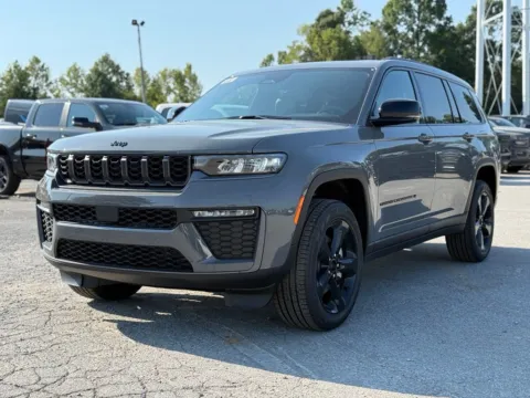 Photos of 2027 Jeep Grand Cherokee L Limited for sale in Crestwood, KY at Glenn Chrysler Dodge Jeep Ram