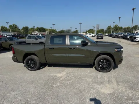More photos of 2027 Ram 1500 Laramie at Glenn Chrysler Dodge Jeep Ram, KY