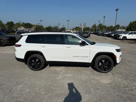 More photos of 2027 Jeep Grand Cherokee L Limited at Glenn Chrysler Dodge Jeep Ram, KY