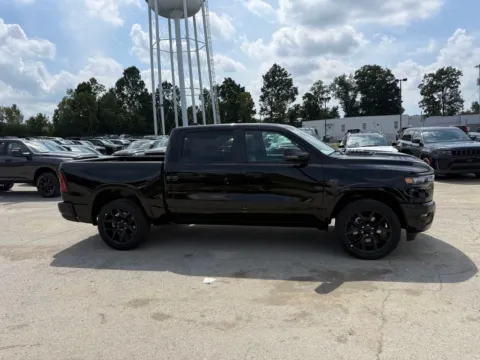 More photos of 2027 Ram 1500 Laramie at Glenn Chrysler Dodge Jeep Ram, KY
