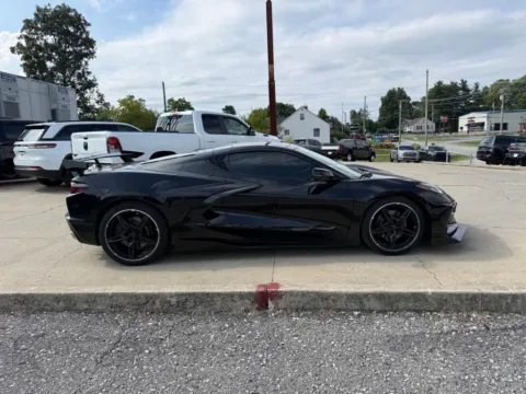 More photos of 2021 Chevrolet Corvette Stingray at Glenn Chrysler Dodge Jeep Ram, KY