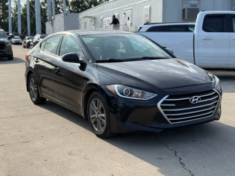 More photos of 2018 Hyundai Elantra SEL at Glenn Chrysler Dodge Jeep Ram, KY