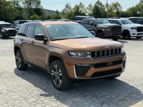 More photos of 2027 Jeep Grand Cherokee Limited at Glenn Chrysler Dodge Jeep Ram, KY