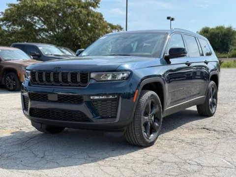 Photos of 2027 Jeep Grand Cherokee L Limited for sale in Crestwood, KY at Glenn Chrysler Dodge Jeep Ram