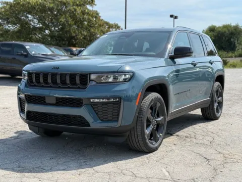 Photos of 2027 Jeep Grand Cherokee Limited for sale in Crestwood, KY at Glenn Chrysler Dodge Jeep Ram