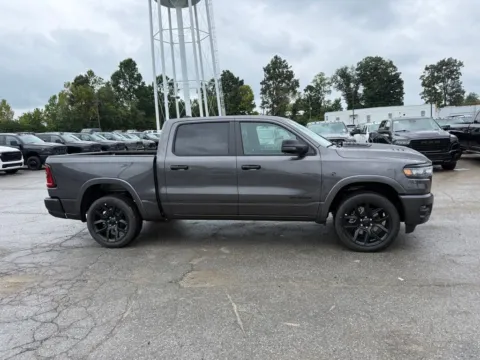 More photos of 2027 Ram 1500 Laramie at Glenn Chrysler Dodge Jeep Ram, KY