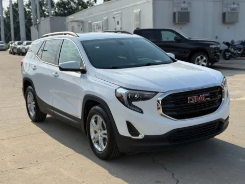 More photos of 2019 GMC Terrain SLE at Glenn Chrysler Dodge Jeep Ram, KY