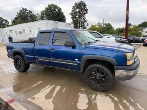 More photos of 2004 Chevrolet Silverado 1500 Z71 at Glenn Chrysler Dodge Jeep Ram, KY