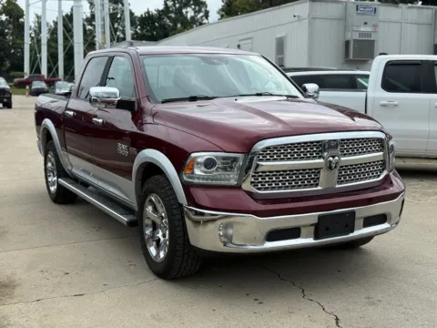 More photos of 2016 Ram 1500 Laramie at Glenn Chrysler Dodge Jeep Ram, KY