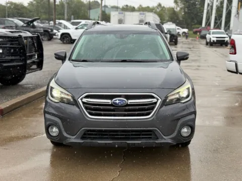 Another view of 2018 Subaru Outback 2.5i for sale in Crestwood, KY at Glenn Chrysler Dodge Jeep Ram