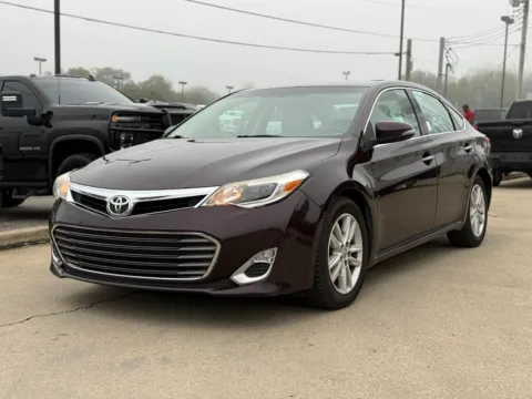 Photos of 2014 Toyota Avalon XLE Premium for sale in Crestwood, KY at Glenn Chrysler Dodge Jeep Ram