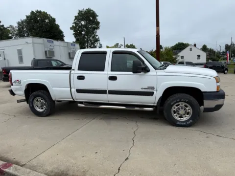 More photos of 2006 Chevrolet Silverado 2500 HD LT at Glenn Chrysler Dodge Jeep Ram, KY