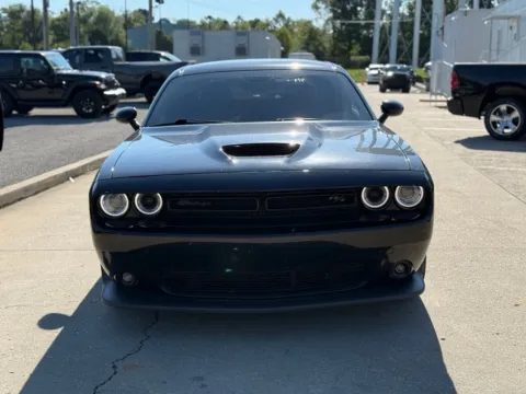 Another view of 2022 Dodge Challenger R/T for sale in Crestwood, KY at Glenn Chrysler Dodge Jeep Ram
