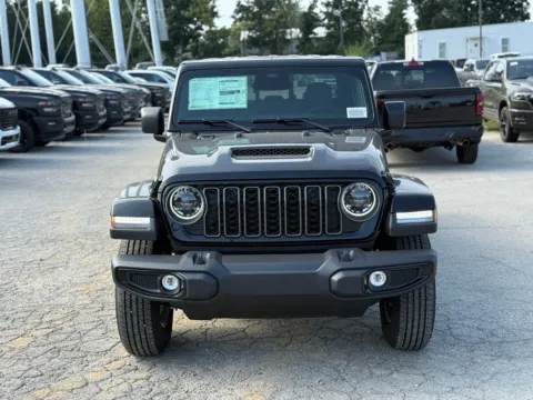 Another view of 2026 Jeep Gladiator Sport S for sale in Crestwood, KY at Glenn Chrysler Dodge Jeep Ram